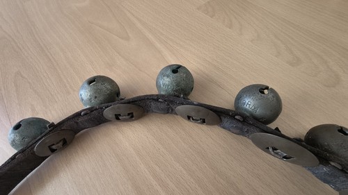 Antik pferdegeläut viktoria - antik,